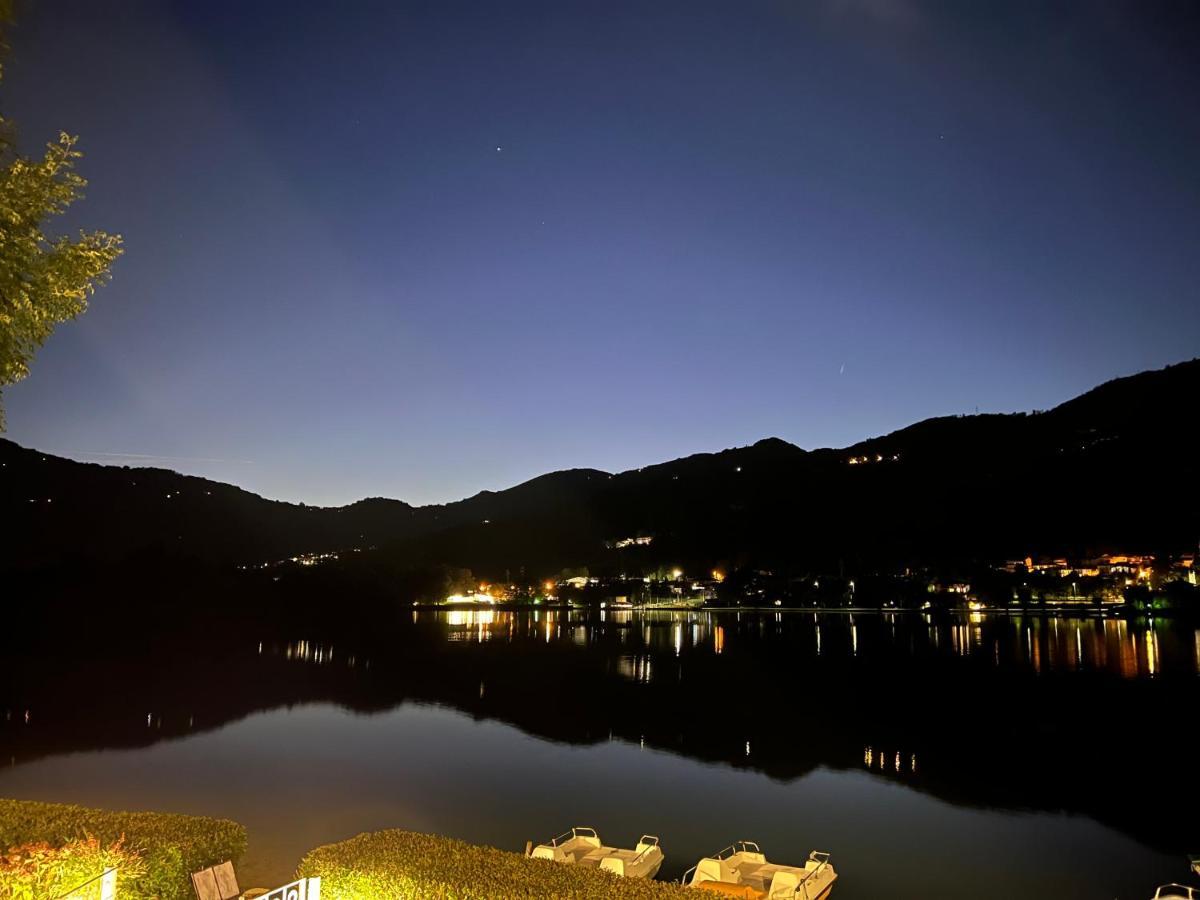 Locanda Del Boscaiolo Monasterolo del Castello Esterno foto