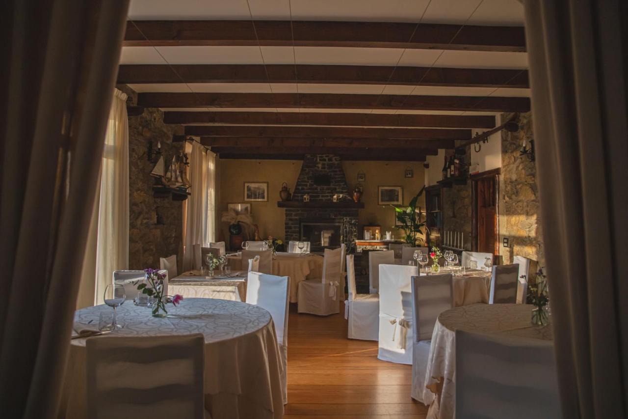 Locanda Del Boscaiolo Monasterolo del Castello Esterno foto