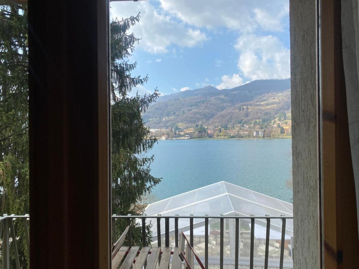 Locanda Del Boscaiolo Monasterolo del Castello Esterno foto