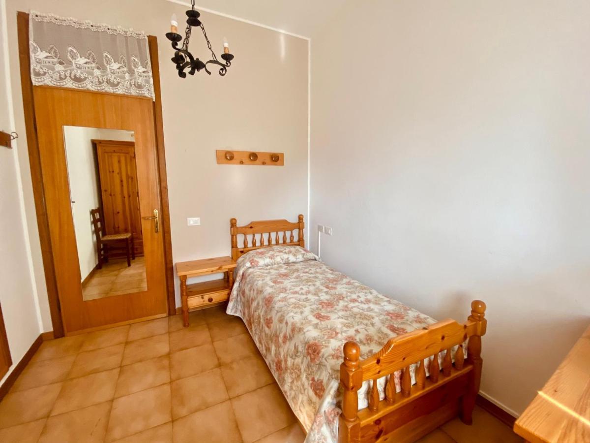 Locanda Del Boscaiolo Monasterolo del Castello Esterno foto