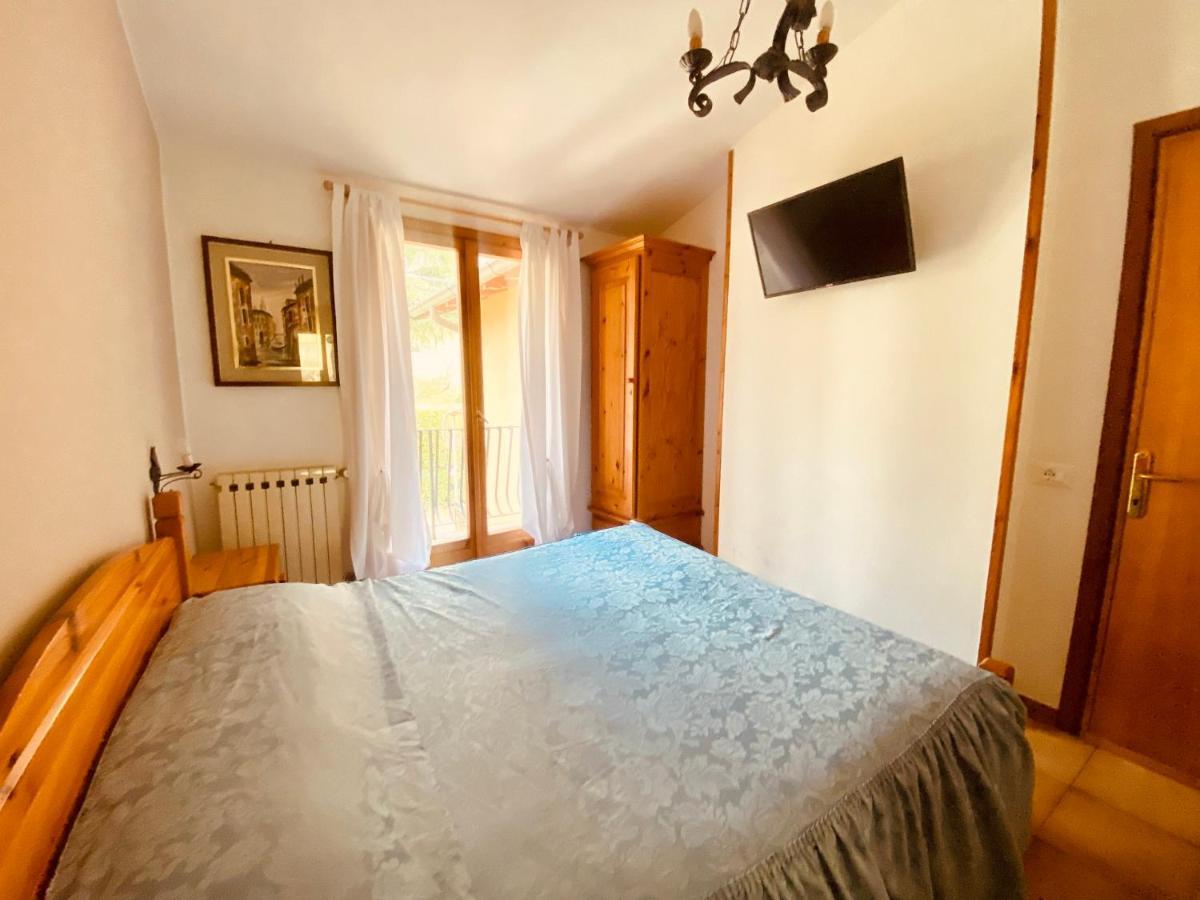Locanda Del Boscaiolo Monasterolo del Castello Esterno foto